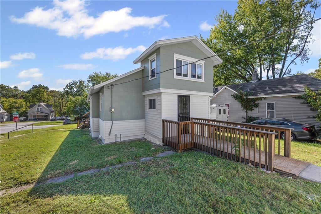 1864 Glendale Avenue — photo 30