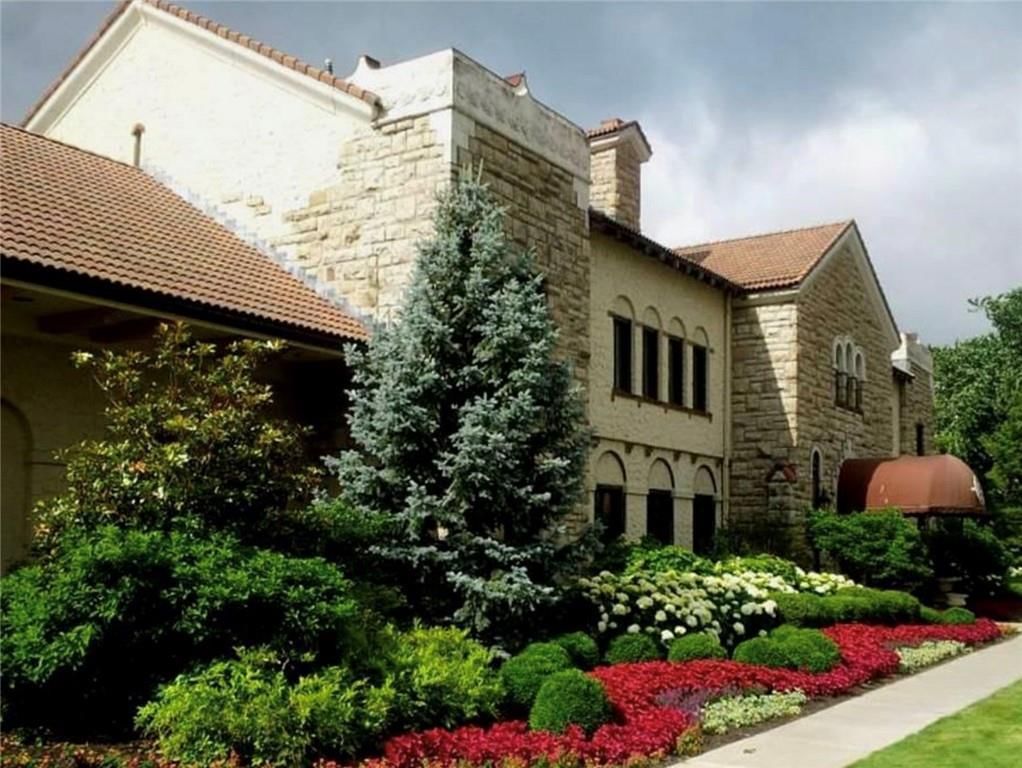 132 Lakeshore Drive W — photo 43