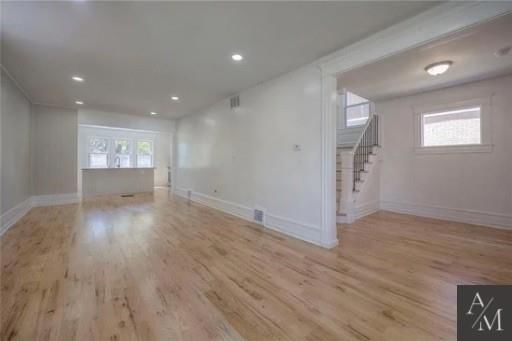 1607 E 37th Street — photo 9
