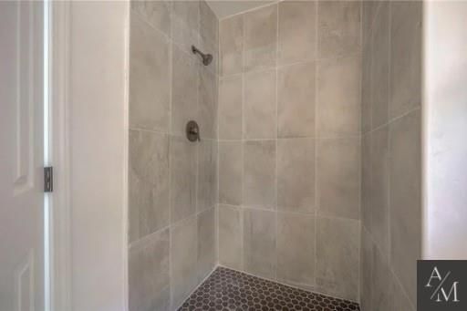 1607 E 37th Street — photo 24