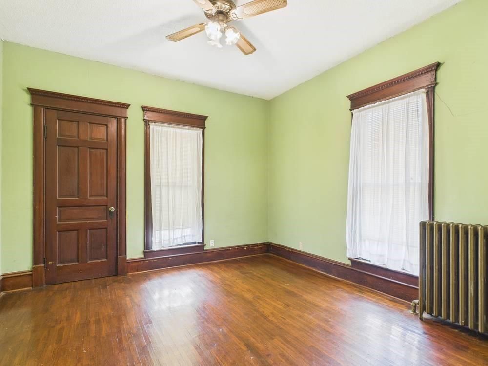 108 N Crawford Street — photo 25