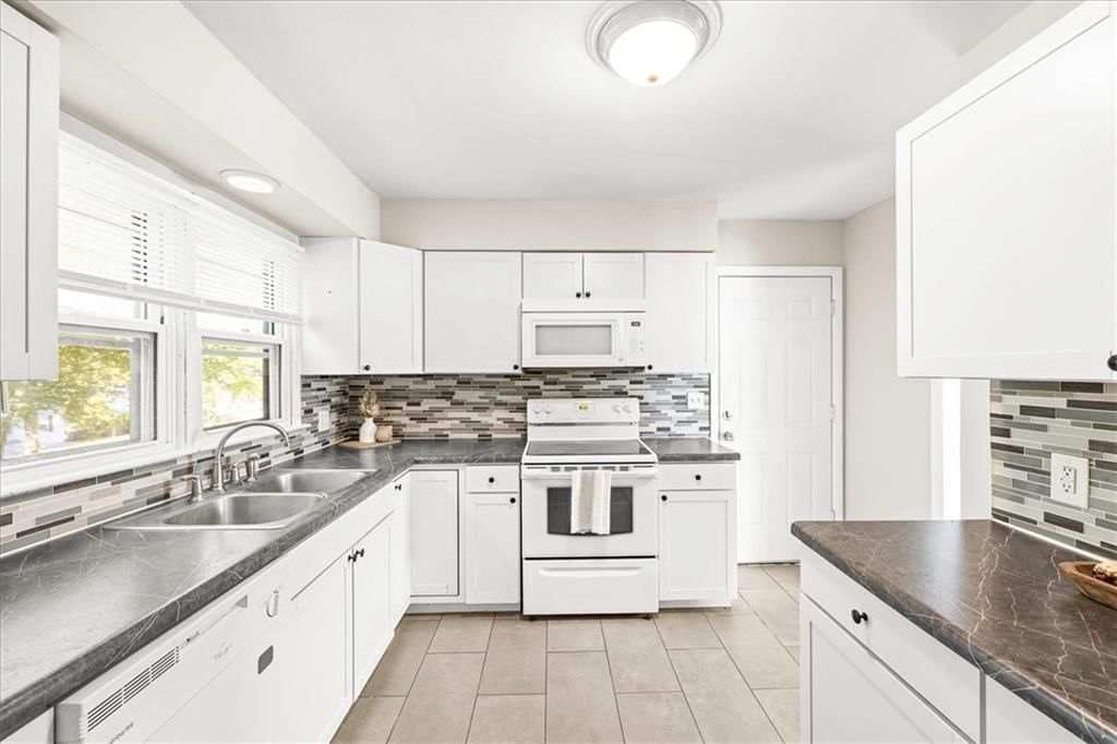 4900 Norwood Avenue — photo 7