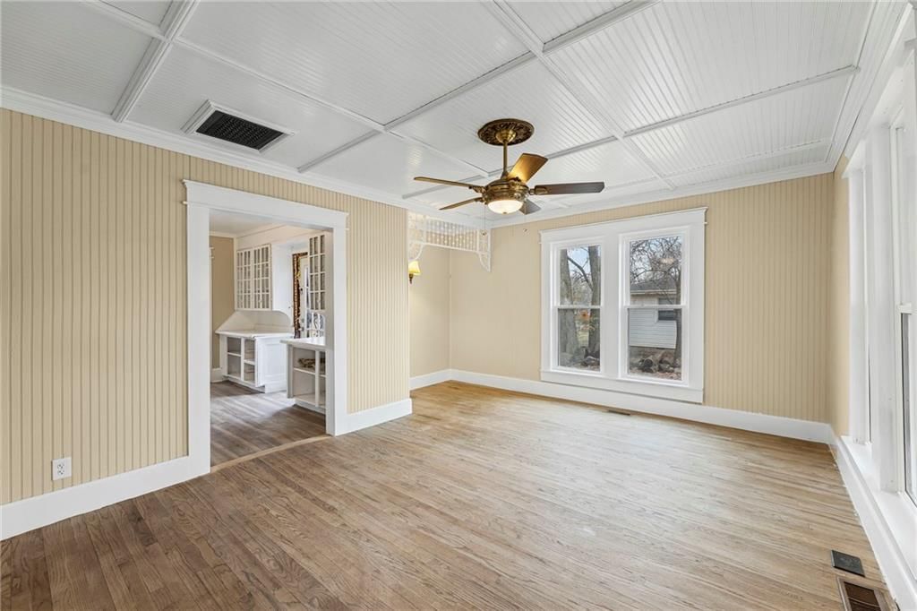 302 E Hulett Street — photo 9