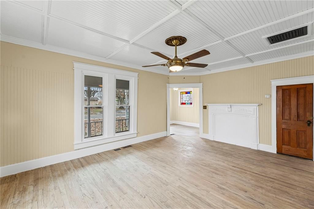 302 E Hulett Street — photo 11