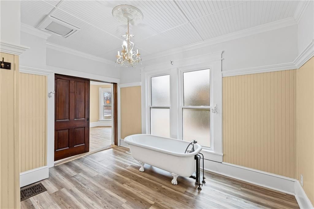 302 E Hulett Street — photo 19