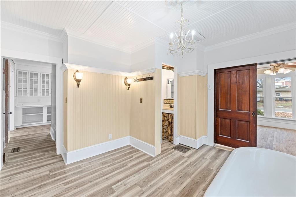 302 E Hulett Street — photo 20