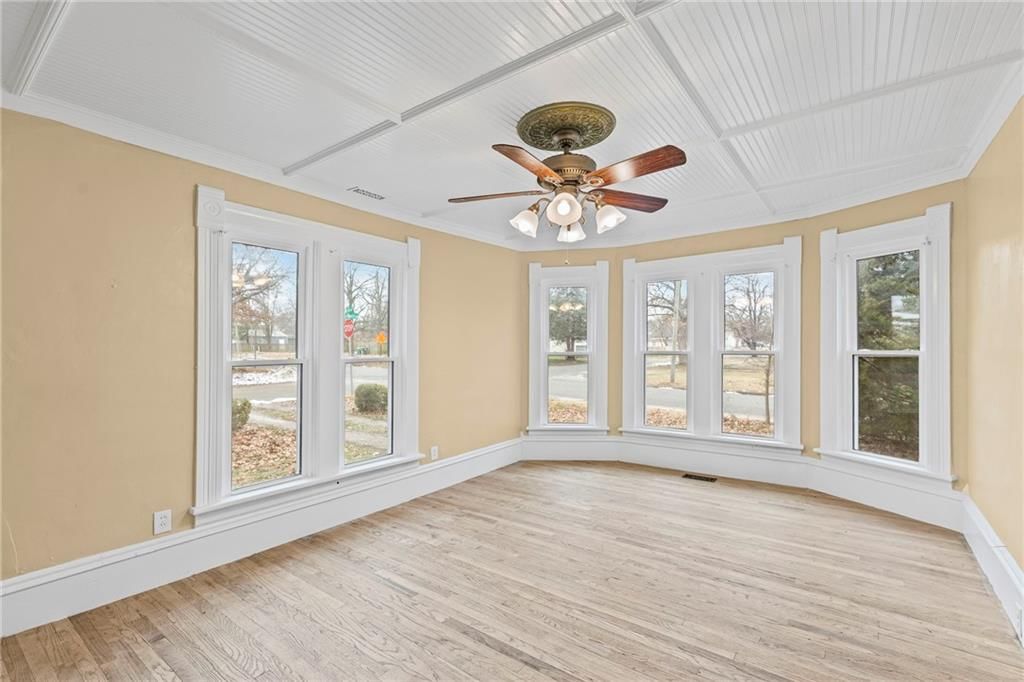 302 E Hulett Street — photo 23