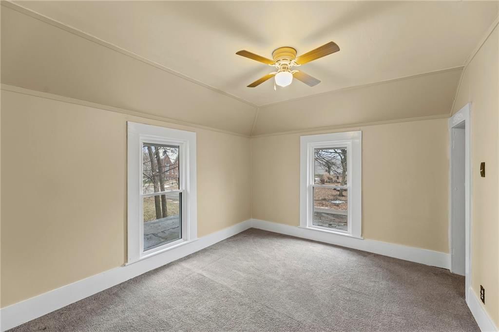 302 E Hulett Street — photo 25