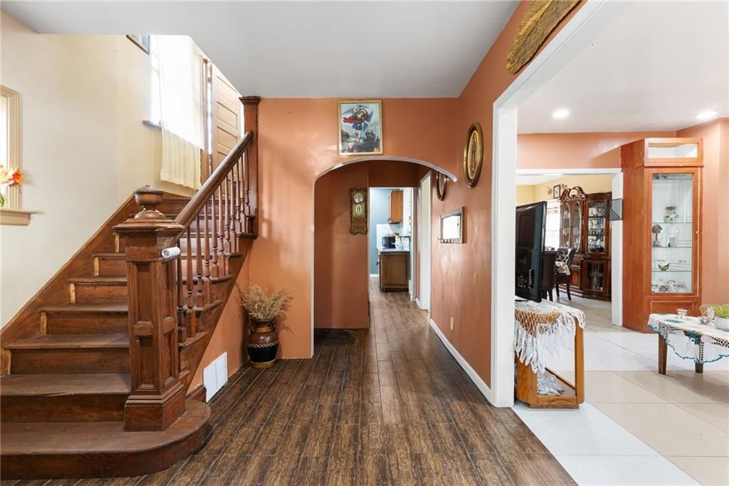 831 Tauromee Avenue — photo 7