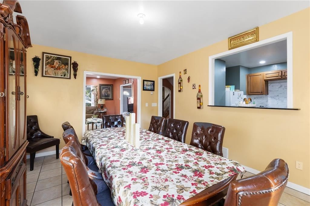 831 Tauromee Avenue — photo 13