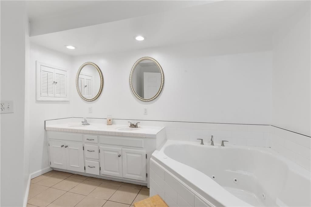 831 Tauromee Avenue — photo 15