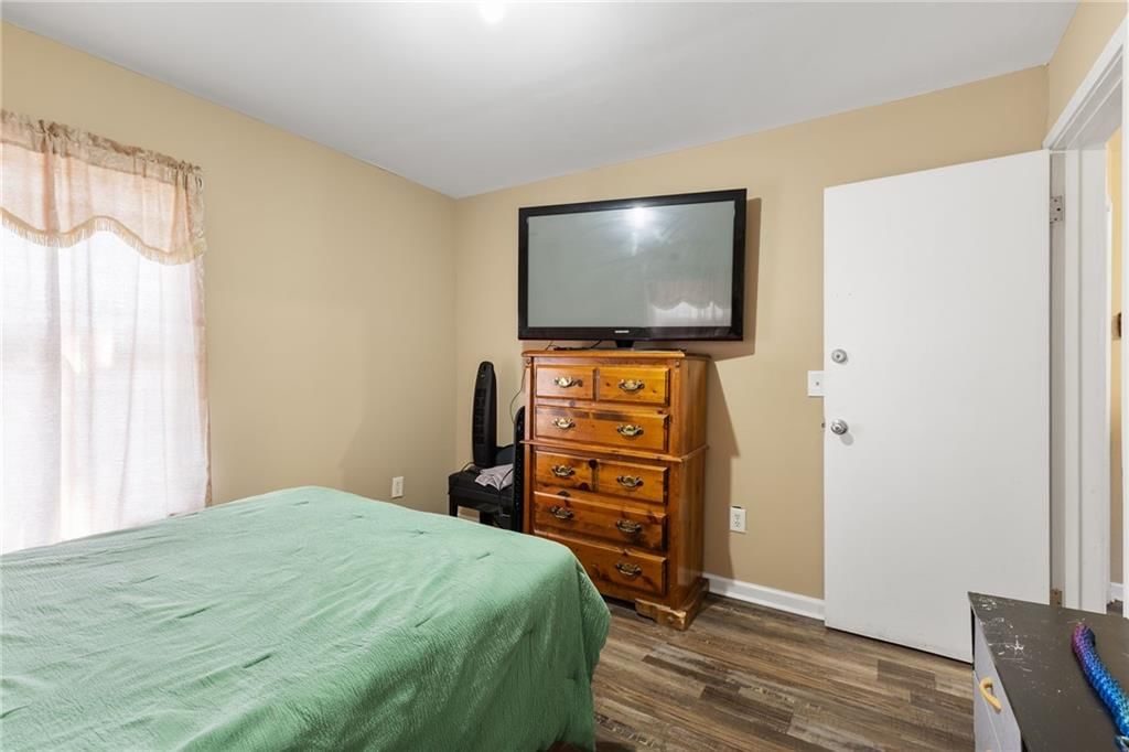 831 Tauromee Avenue — photo 29