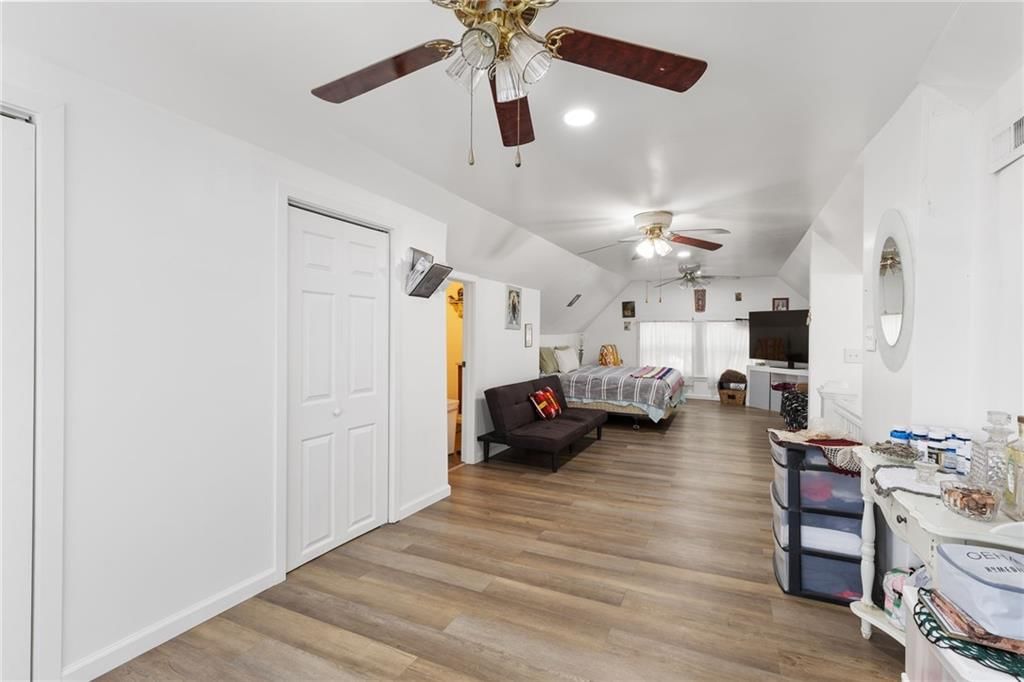 831 Tauromee Avenue — photo 34