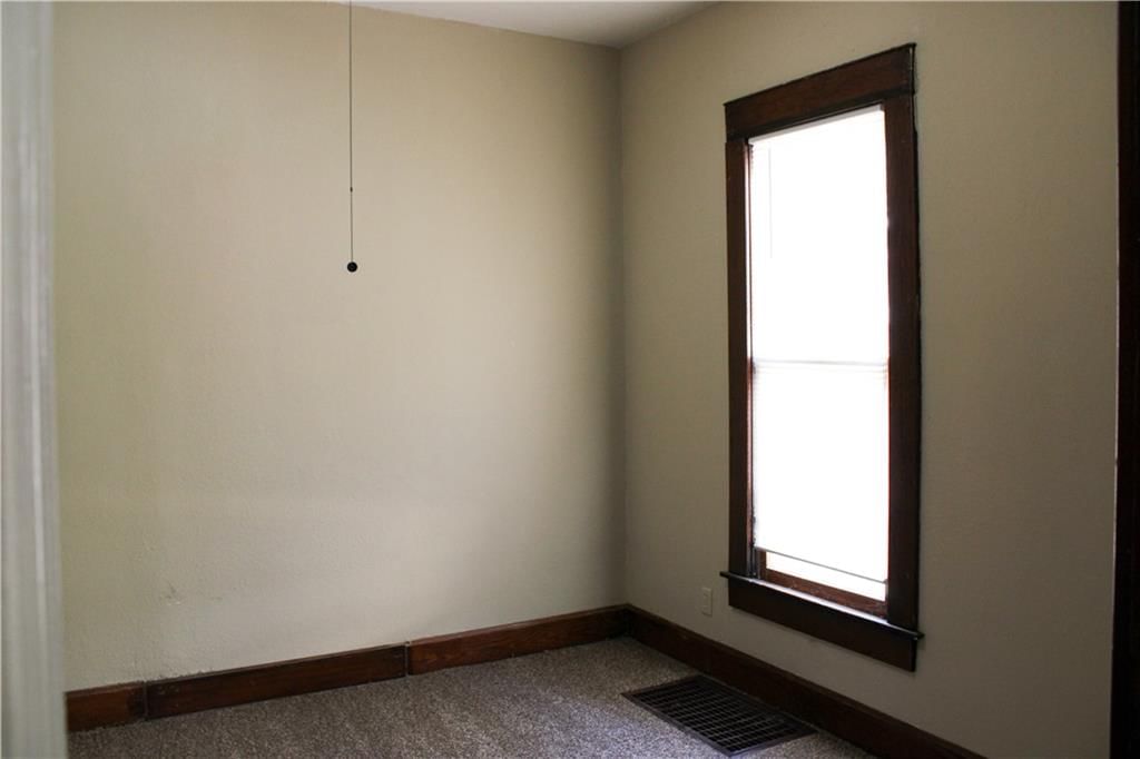 1906 N Smelter Street — photo 16