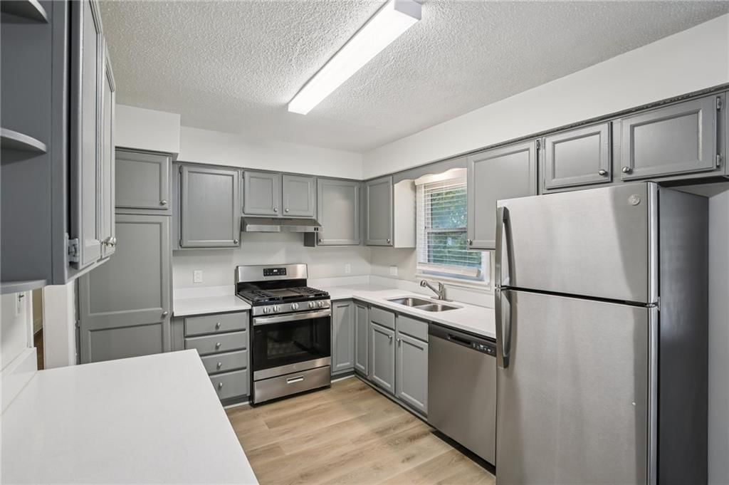 614 NW Fair Lane — photo 11
