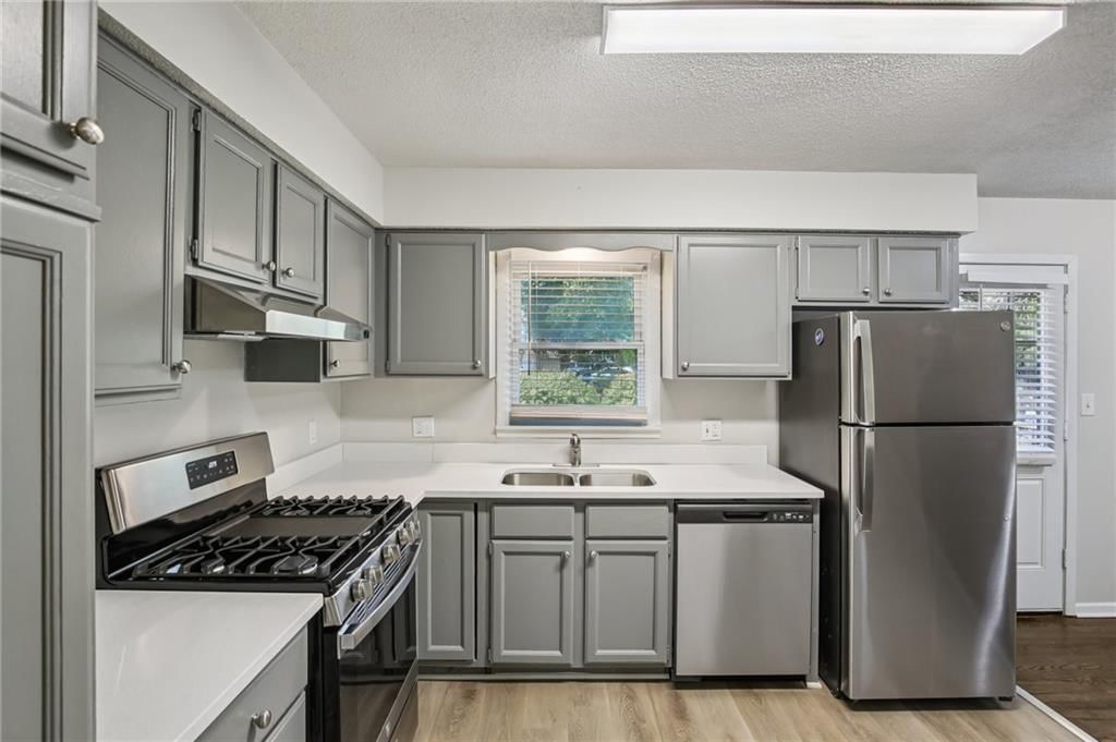 614 NW Fair Lane — photo 12