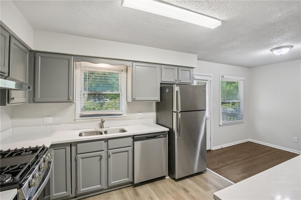614 NW Fair Lane — photo 13