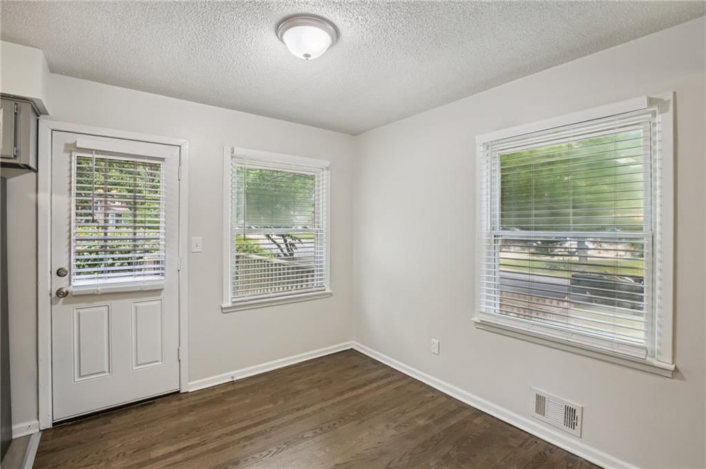 614 NW Fair Lane — photo 14