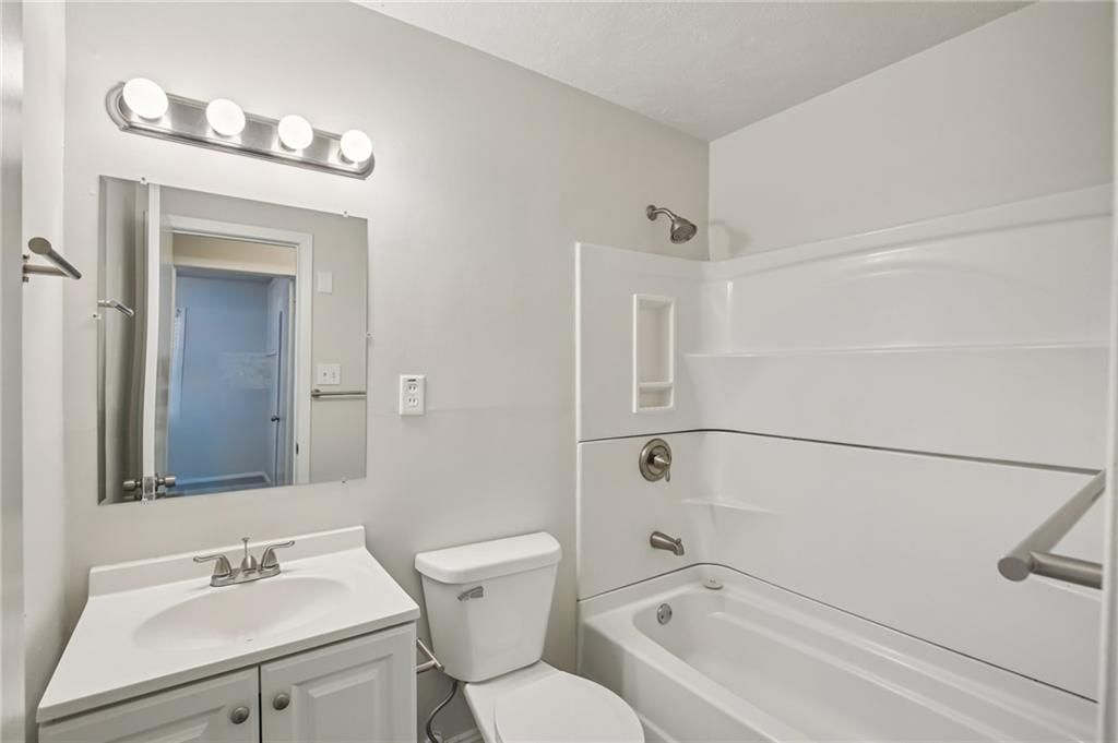 614 NW Fair Lane — photo 15
