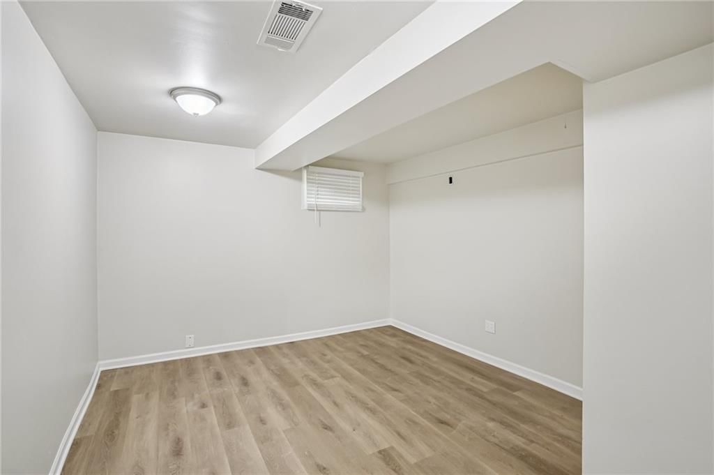 614 NW Fair Lane — photo 28