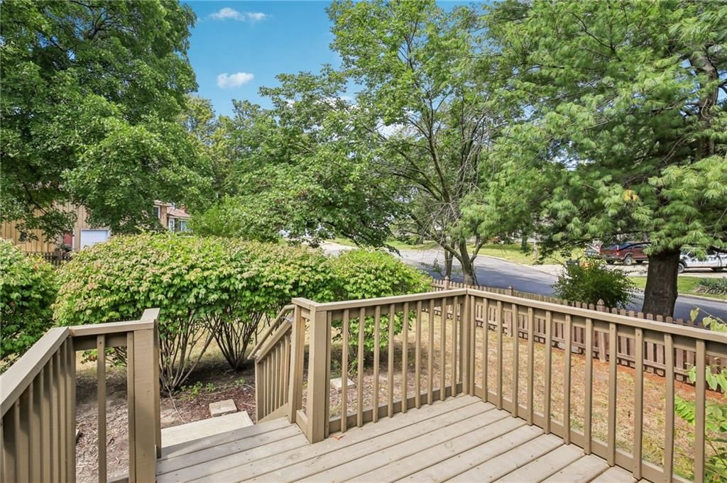 614 NW Fair Lane — photo 35