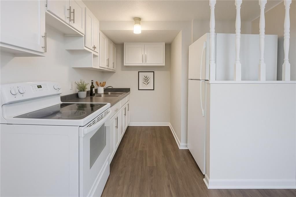 200 E Otway Street — photo 17