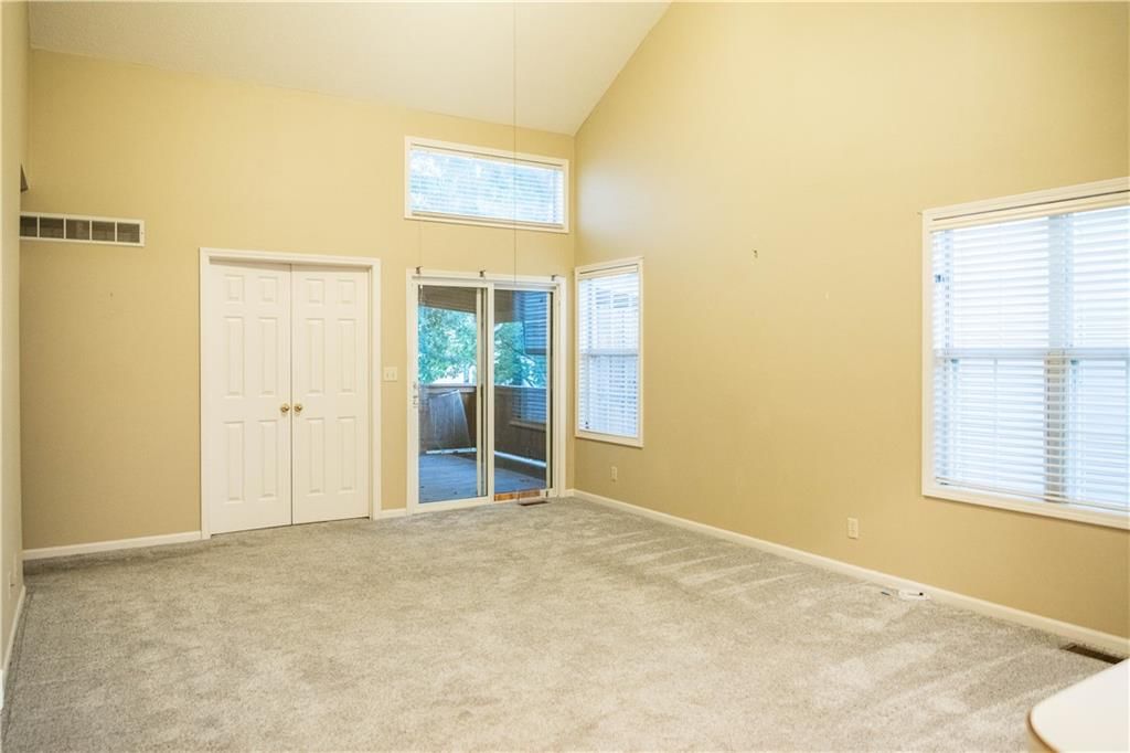 1618 The Oaks Street — photo 11