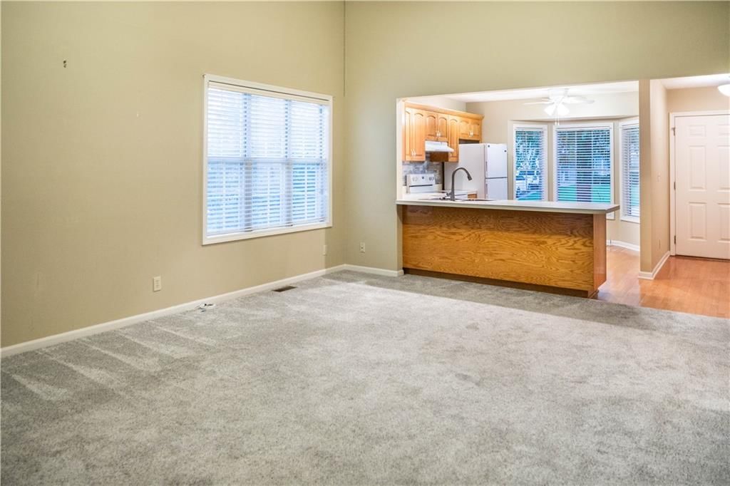 1618 The Oaks Street — photo 12