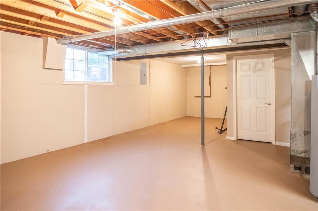 1618 The Oaks Street — photo 21