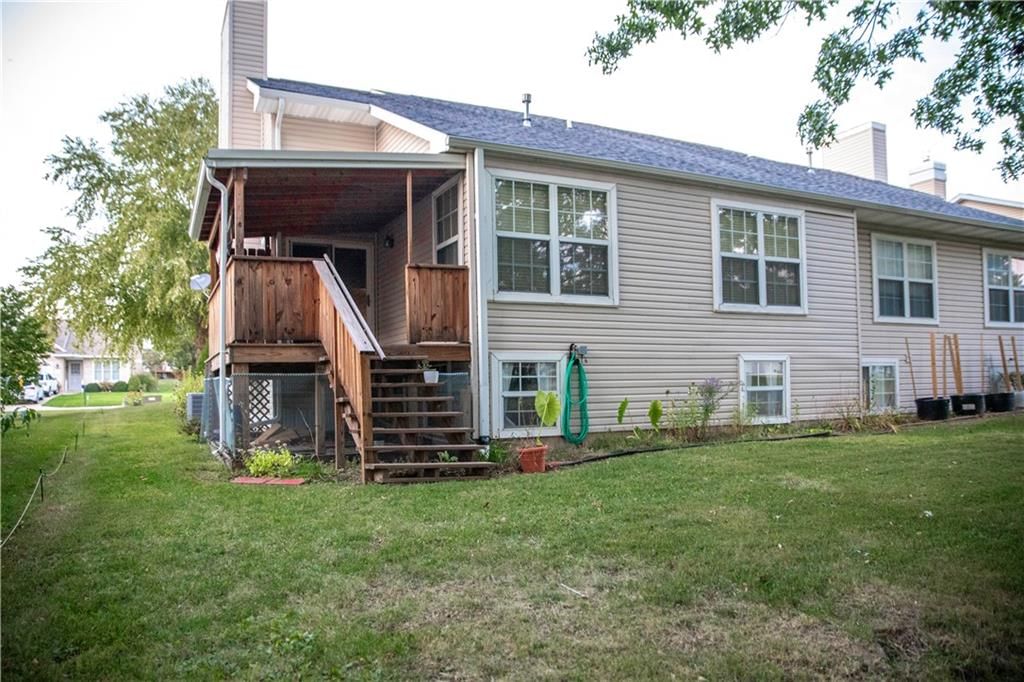 1618 The Oaks Street — photo 26