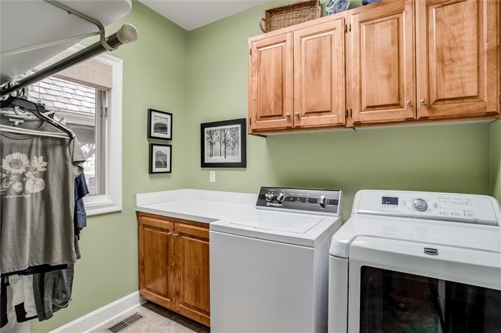 610 W Willow Lane — photo 27