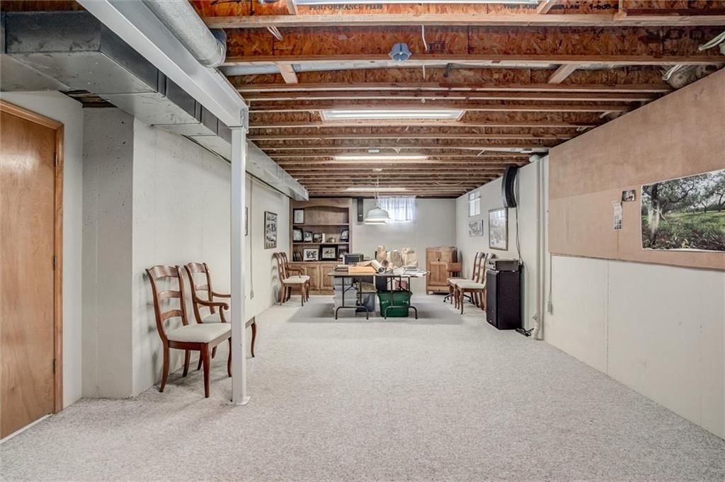 610 W Willow Lane — photo 40