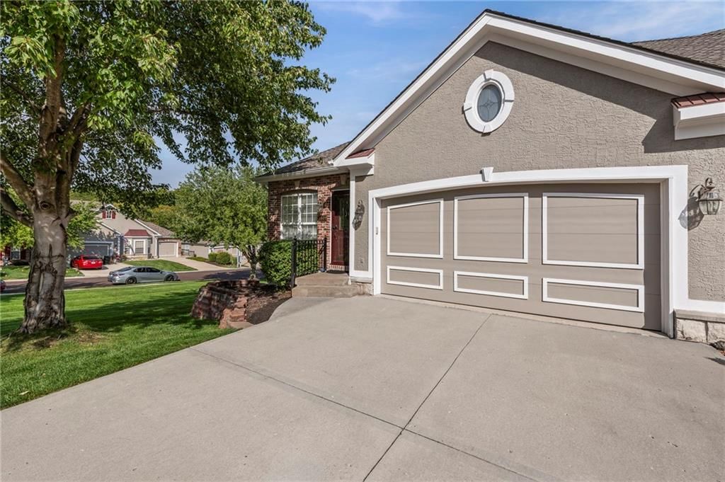 3609 S Bolger Court — photo 2
