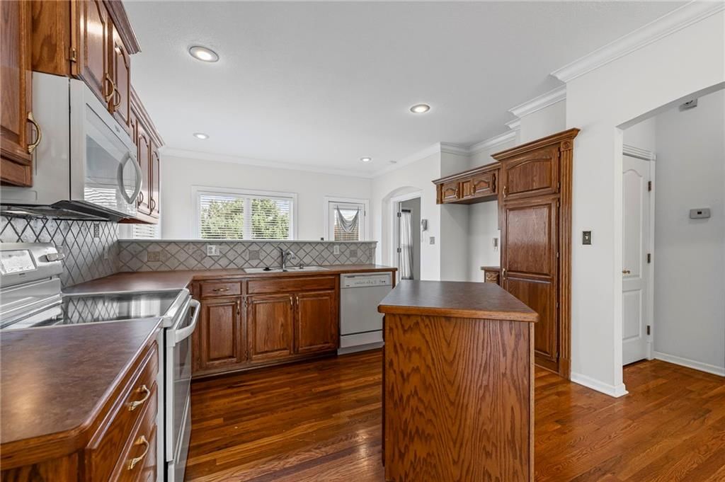3609 S Bolger Court — photo 10