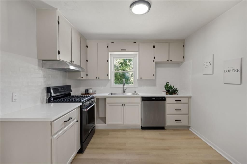 4920 Washington Avenue — photo 6