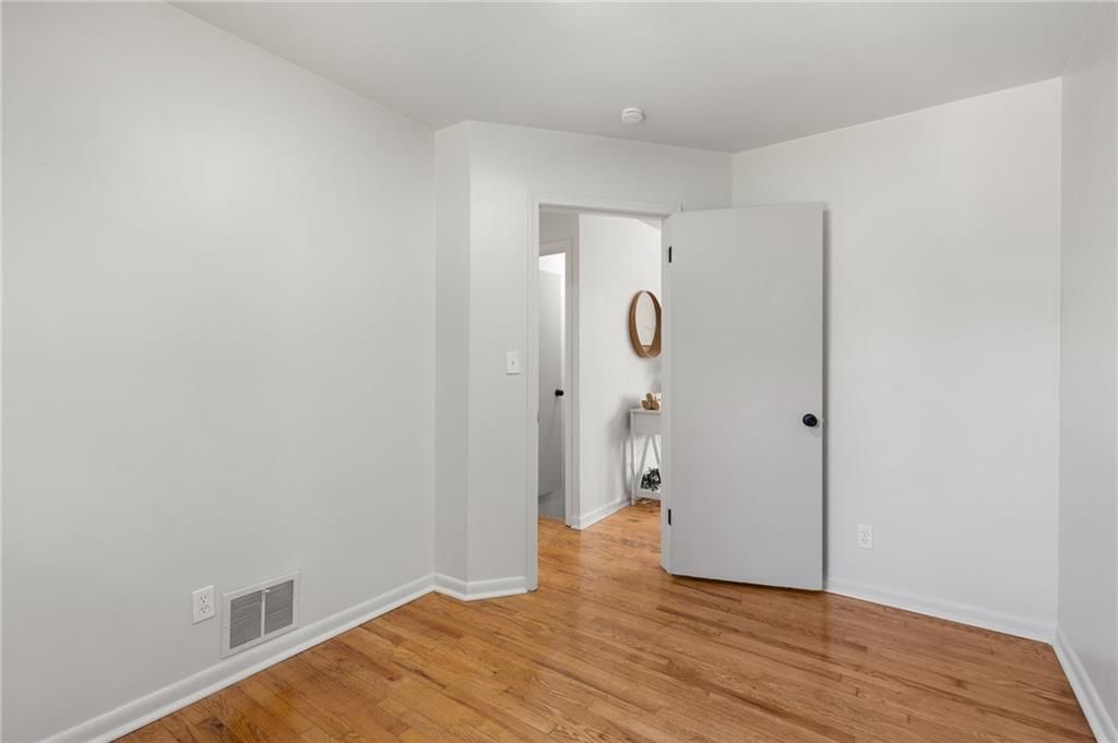4920 Washington Avenue — photo 14