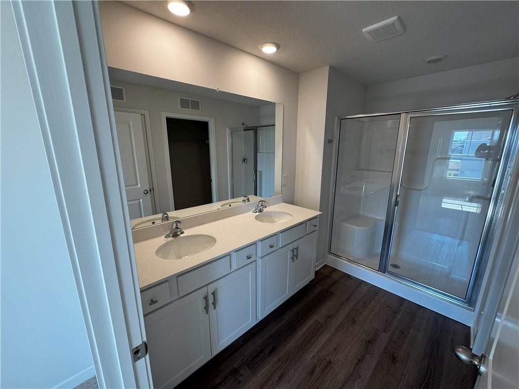 Photo 21 of 43 - 20177 Cornice Street