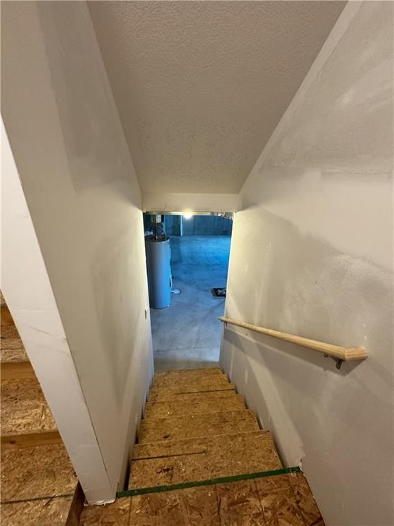 Photo 35 of 43 - 20177 Cornice Street