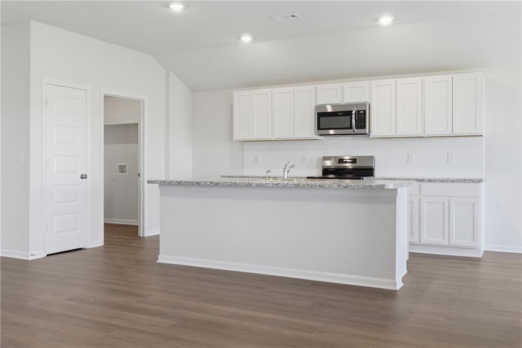 4737 SE 5th Street — photo 5