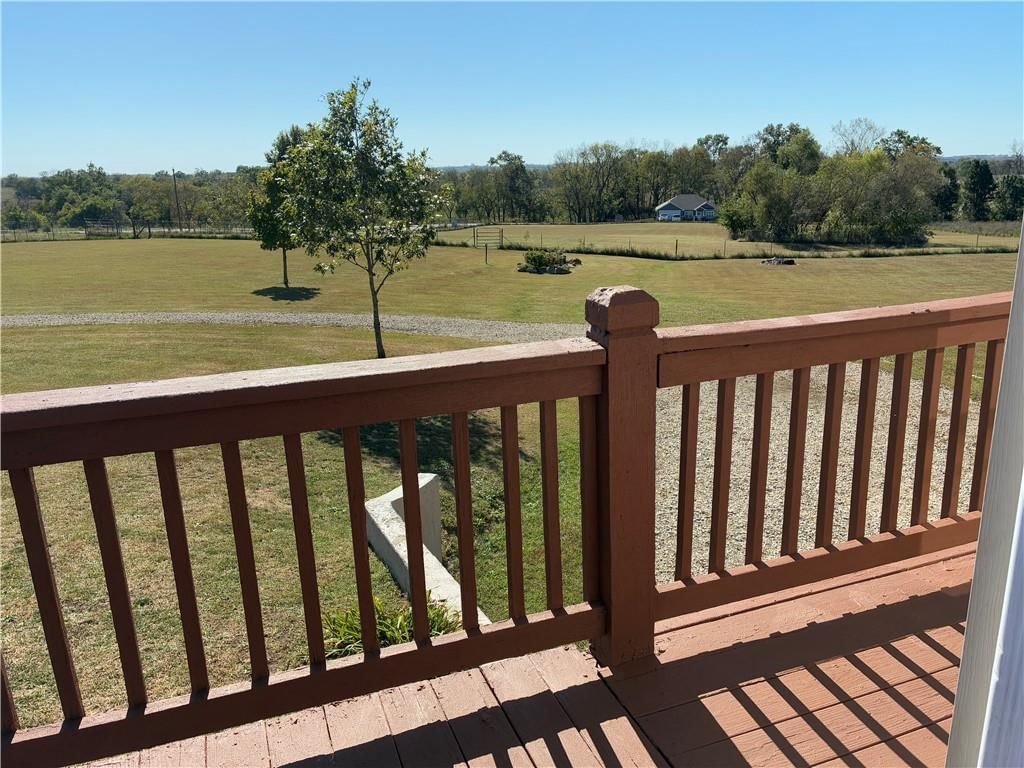540 NW UU Highway — photo 17