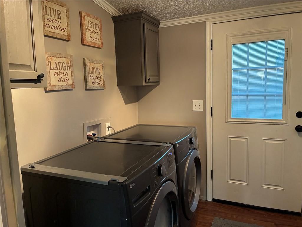 540 NW UU Highway — photo 37