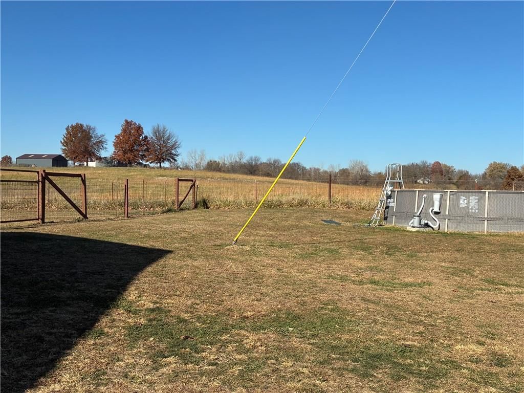 540 NW UU Highway — photo 43