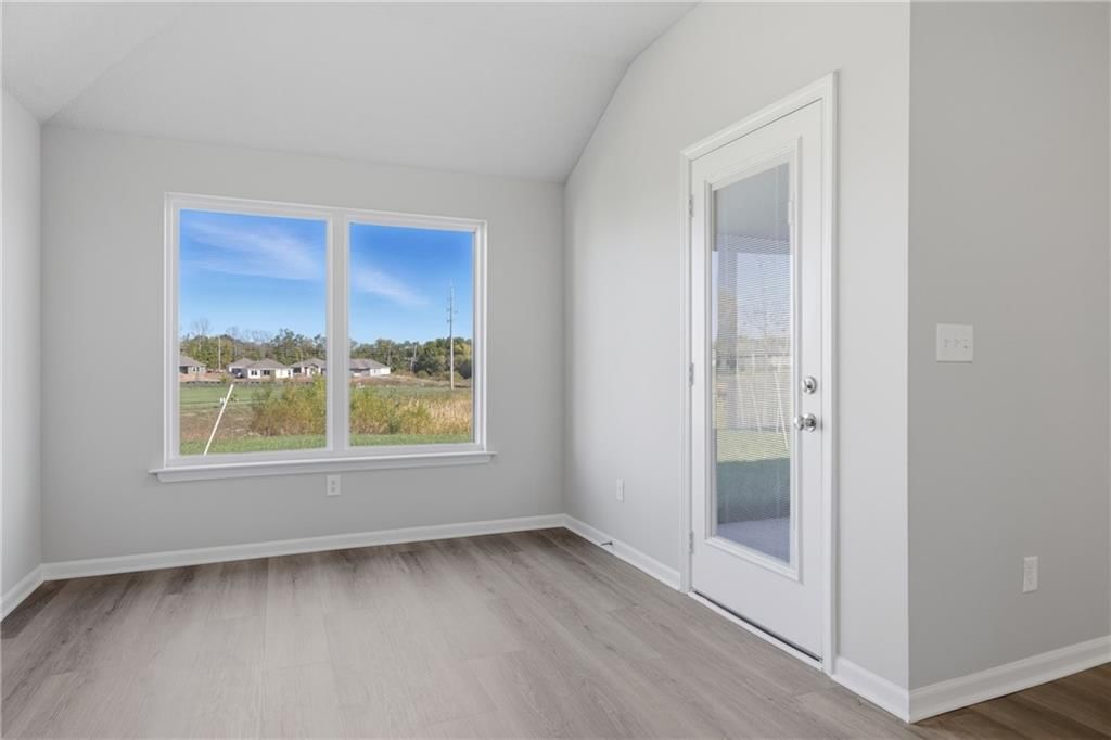 505 SE Carson Drive — photo 8