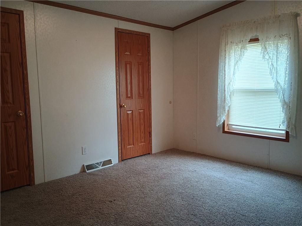 4456 285th Street — photo 21