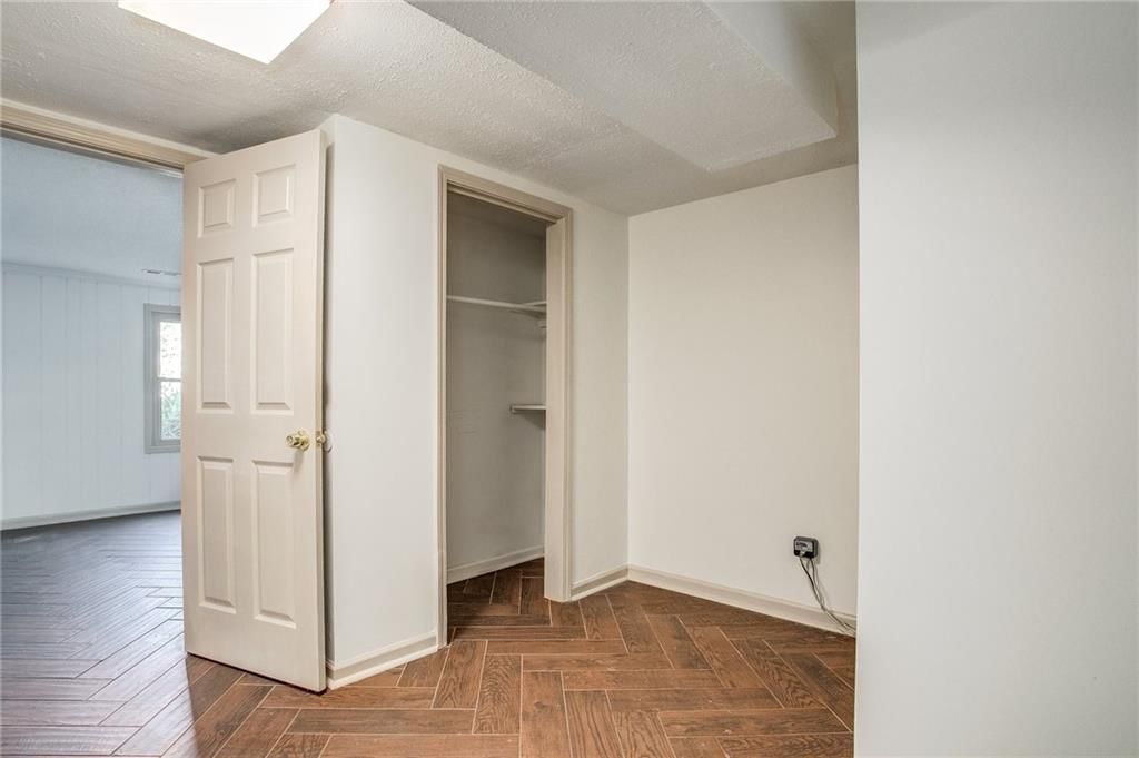 5137 N Palmer Avenue — photo 19