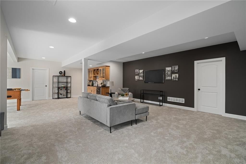 17405 Parkhill Street — photo 34