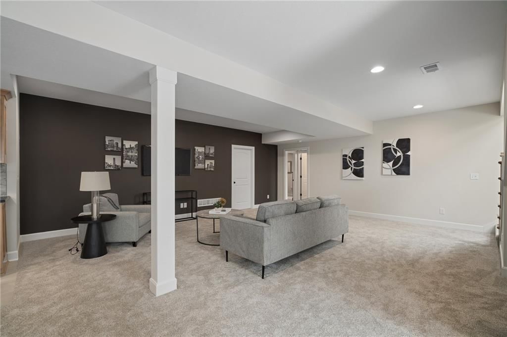 17405 Parkhill Street — photo 36