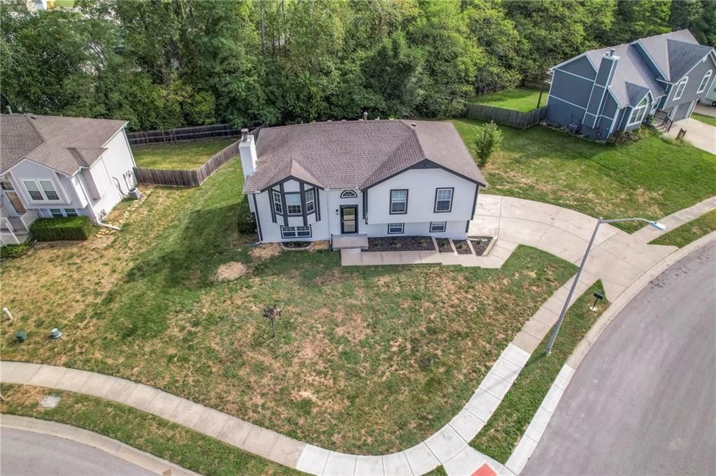 10615 N Ditman Avenue — photo 36