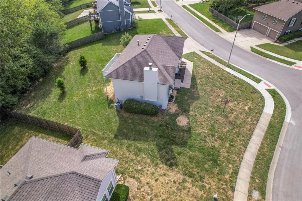 10615 N Ditman Avenue — photo 40