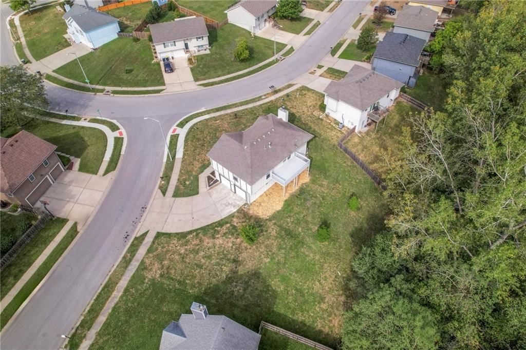 10615 N Ditman Avenue — photo 44